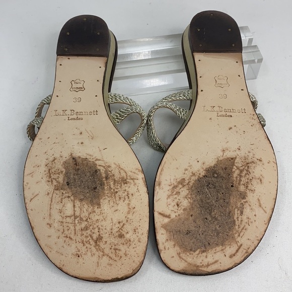 LK Bennett Sz 9 Open Toe T-Strap Gold Flat Sandals - Picture 8 of 15